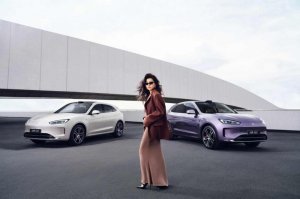 超值购车首选，问界新M5 Ultra用高品价比+智价比征服年轻用户